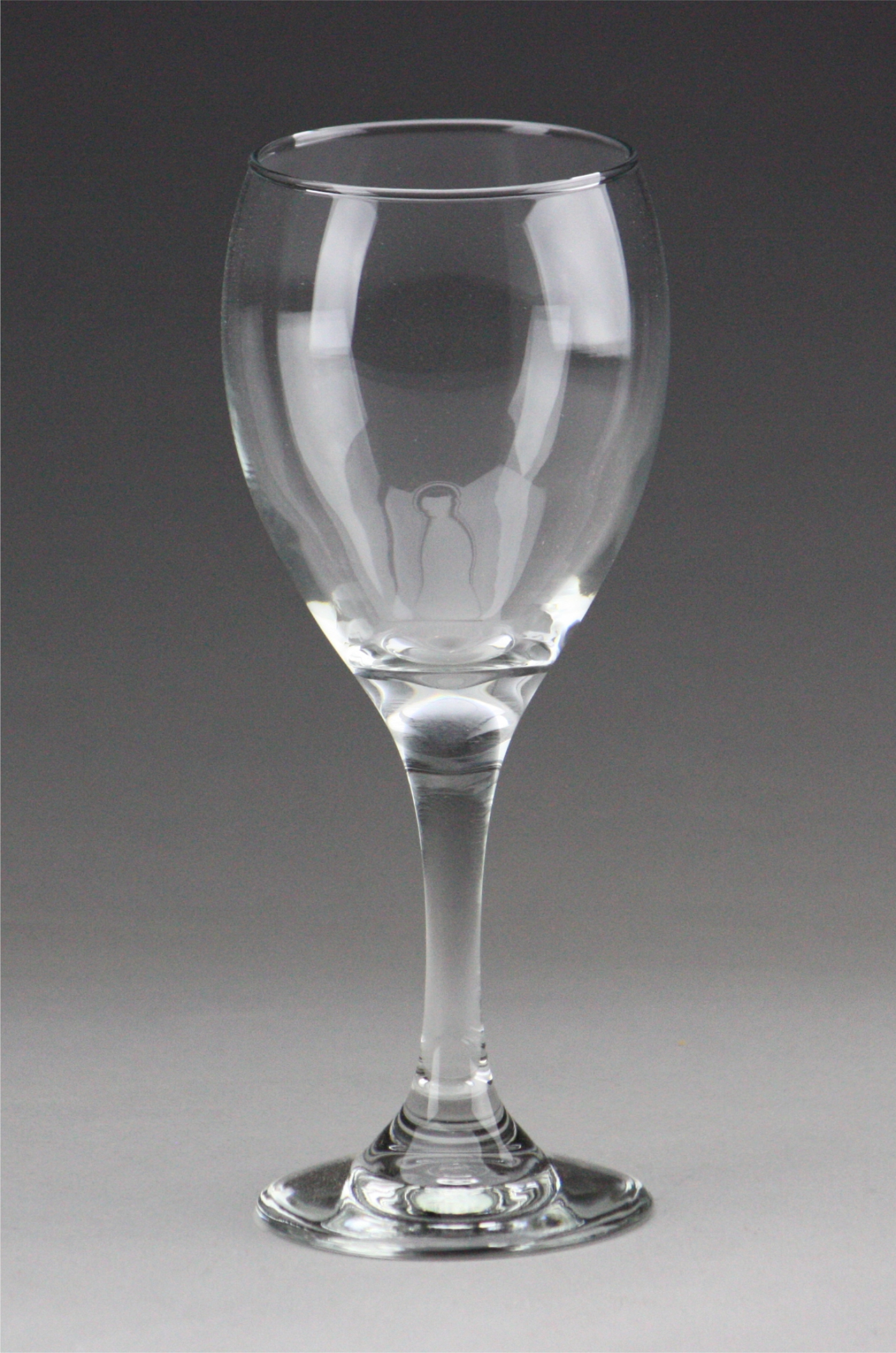 8.5 oz Teardrop<br/> Wine Glass 
